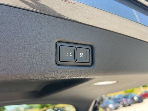 New 2026 Audi SQ5 Premium Plus AWD/4WD image 38