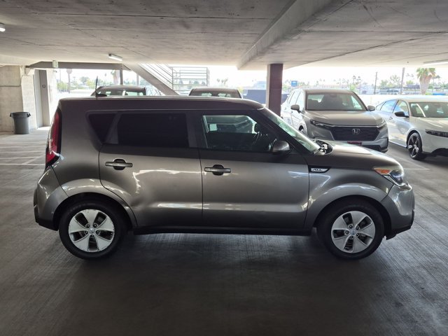 Used 2016 Kia Soul FWD image 4