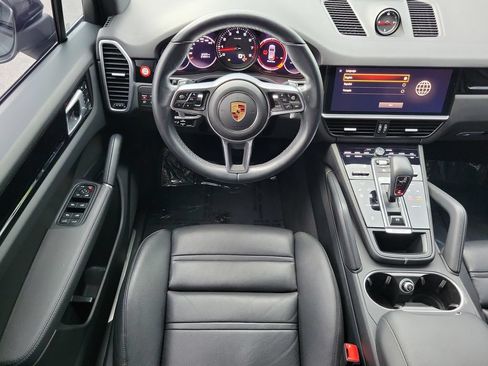 Certified 2023 Porsche Cayenne AWD/4WD image 21
