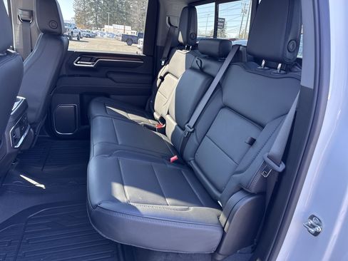 New 2026 GMC Sierra 2500 Denali w/ Denali Reserve Package image 17