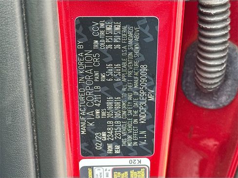 Used 2023 Kia Niro LX image 30