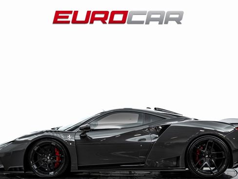 Used 2020 Ferrari F8 Tributo image 2