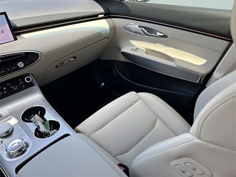 New 2026 Genesis GV70 2.5T Select AWD/4WD image 12