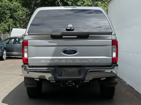 Used 2018 Ford F350 Lariat w/ Lariat Value Package AWD/4WD image 3