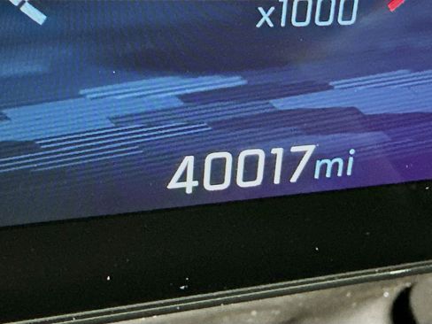 Used 2025 Chevrolet Equinox LT image 19