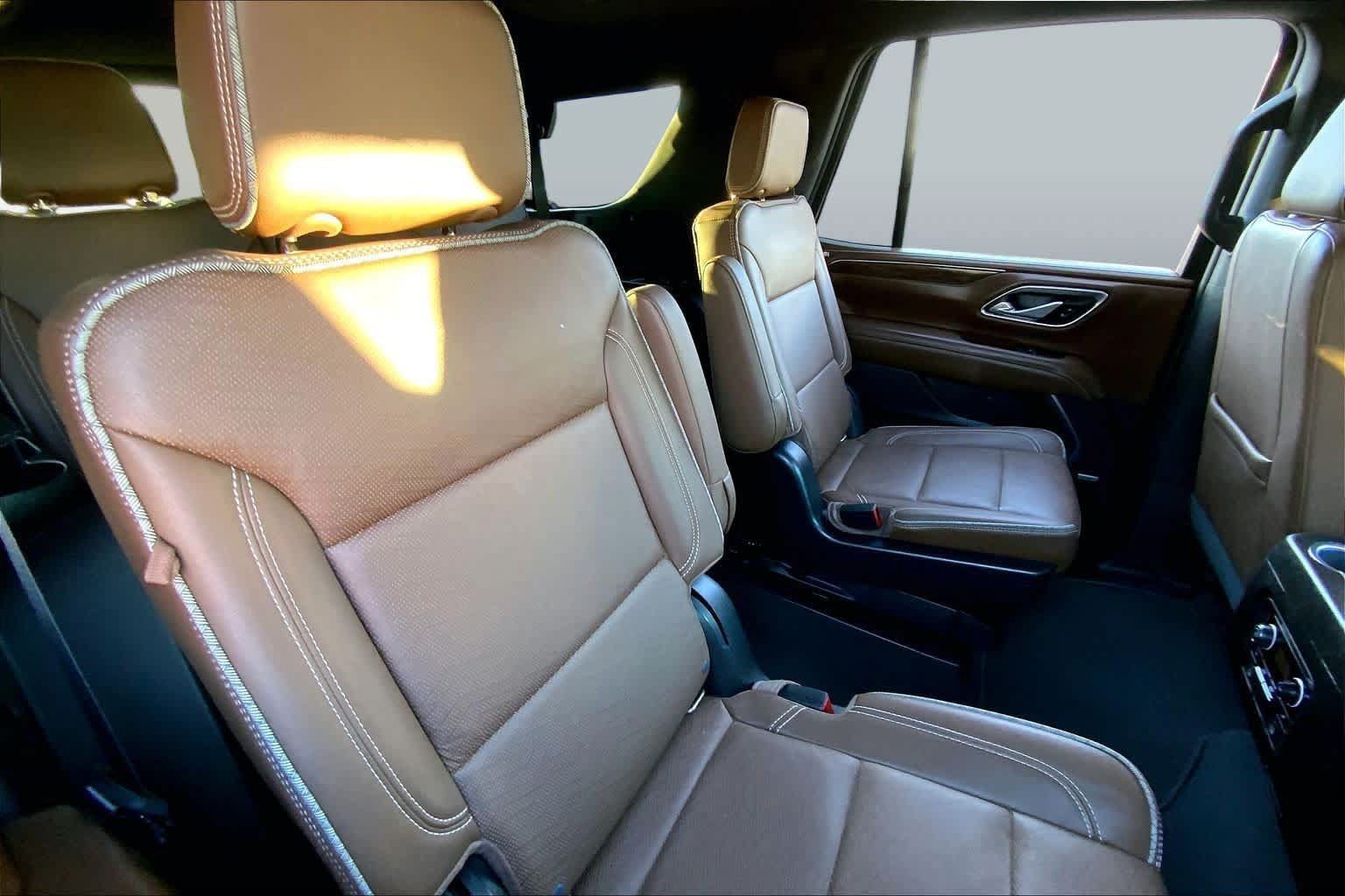 Used 2021 Chevrolet Tahoe High Country RWD image 19