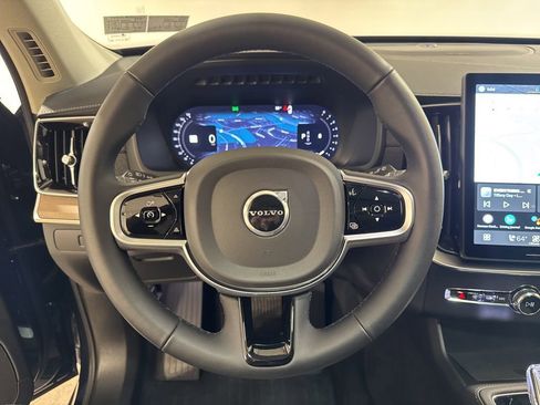 Used 2026 Volvo XC90 B5 Plus w/ Protection Package Premier AWD/4WD image 11