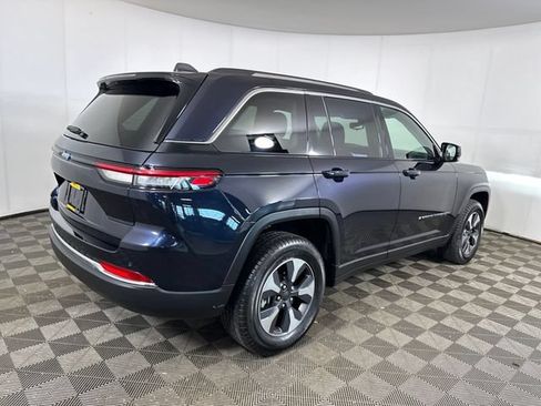Used 2022 Jeep Grand Cherokee Limited 4xe AWD/4WD image 4