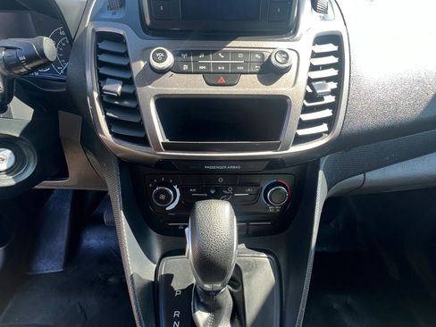 Used 2020 Ford Transit Connect XL image 13