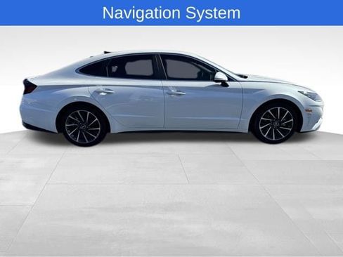 Used 2022 Hyundai Sonata Limited image 2