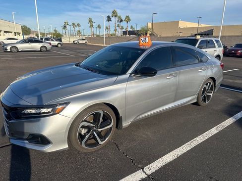Used 2022 Honda Accord Sport image 4