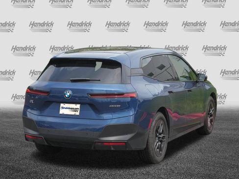 Certified 2023 BMW iX xDrive50 w/ Premium Package AWD/4WD image 9
