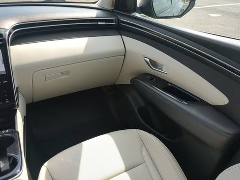 Used 2024 Hyundai Tucson Limited AWD/4WD image 16