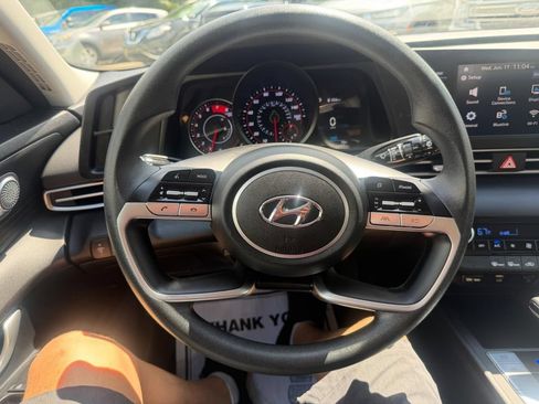 Certified 2023 Hyundai Elantra SEL FWD image 24