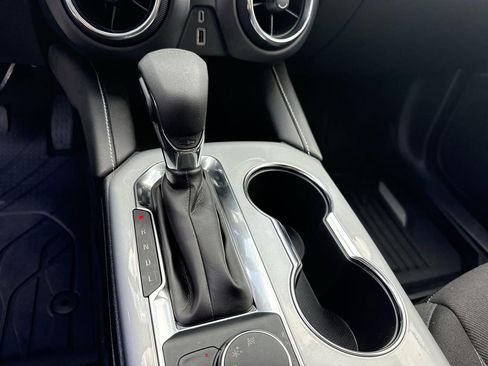 Used 2025 Chevrolet Blazer LT w/ Driver Confidence Package image 14