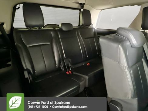 Used 2022 Ford Expedition XLT AWD/4WD image 19