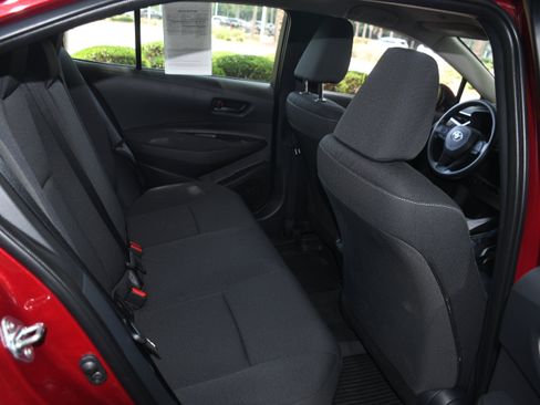 Used 2026 Toyota Corolla LE w/ LE Premium Package FWD image 17