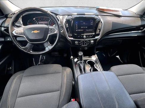 Used 2020 Chevrolet Traverse LT FWD image 16