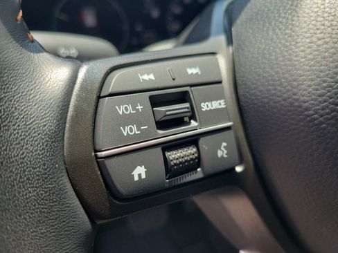Used 2025 Honda CR-V Sport image 23