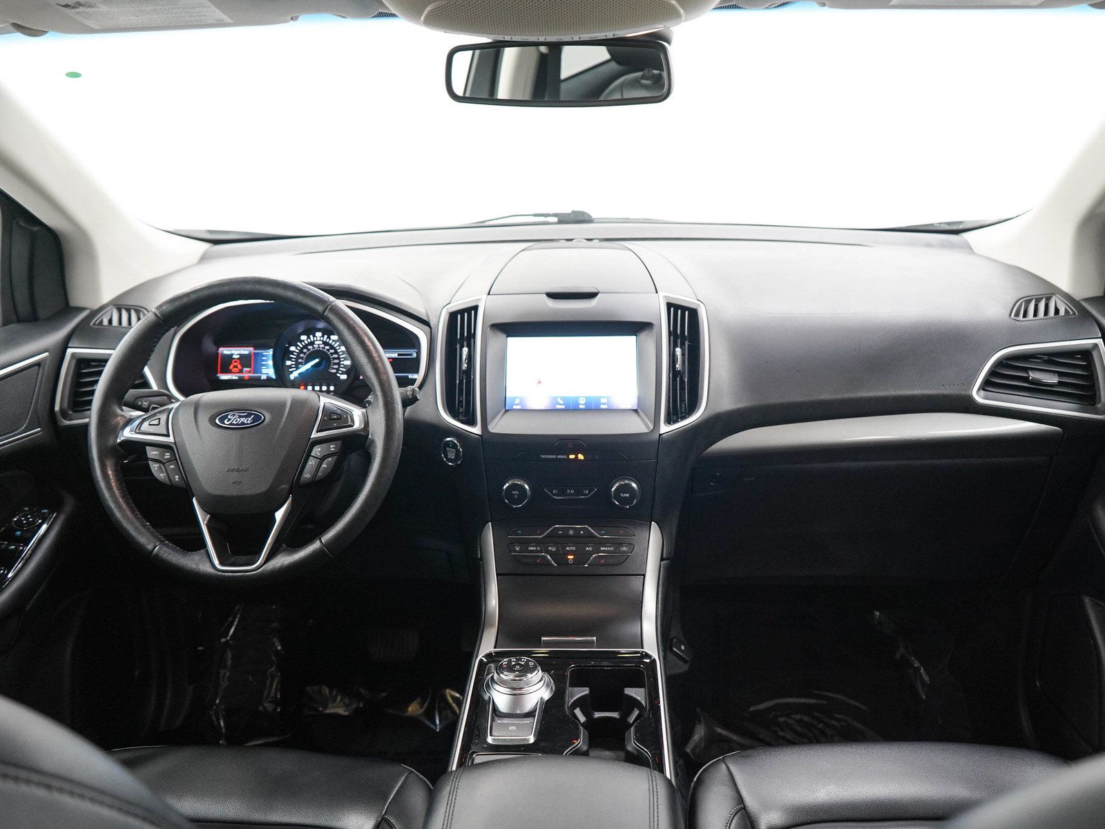 Used 2019 Ford Edge SEL w/ Equipment Group 201A AWD/4WD image 13