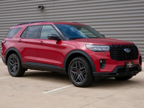 New 2026 Ford Explorer ST-Line w/ ST-Line Street Pack AWD/4WD image 1