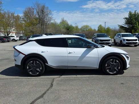 New 2026 Kia EV6 Wind AWD/4WD image 8