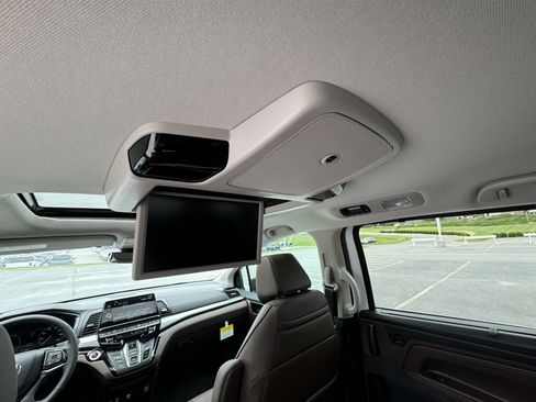 New 2026 Honda Odyssey Touring image 30