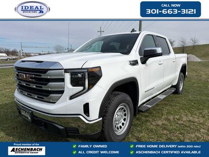 New 2026 GMC Sierra 1500 SLE w/ Preferred Package