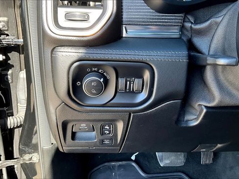 Used 2020 RAM 1500 Limited AWD/4WD image 34
