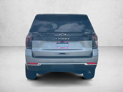 Used 2025 Chevrolet Tahoe LS RWD image 4