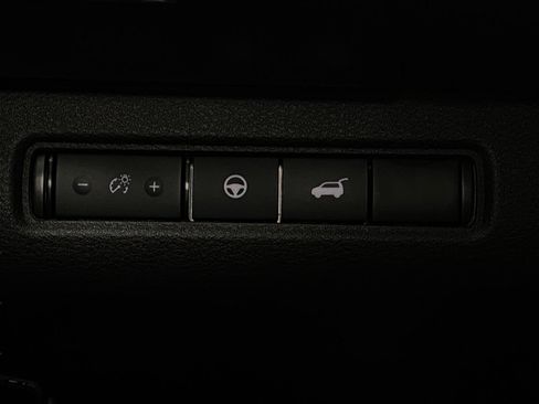 Certified 2025 Nissan Pathfinder SL AWD/4WD image 14