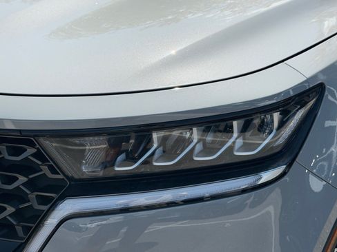 Certified 2023 Kia Sorento X-Line EX AWD/4WD image 42