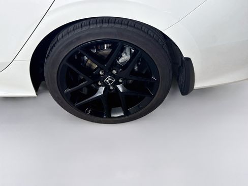 Used 2025 Honda Civic Sport image 35