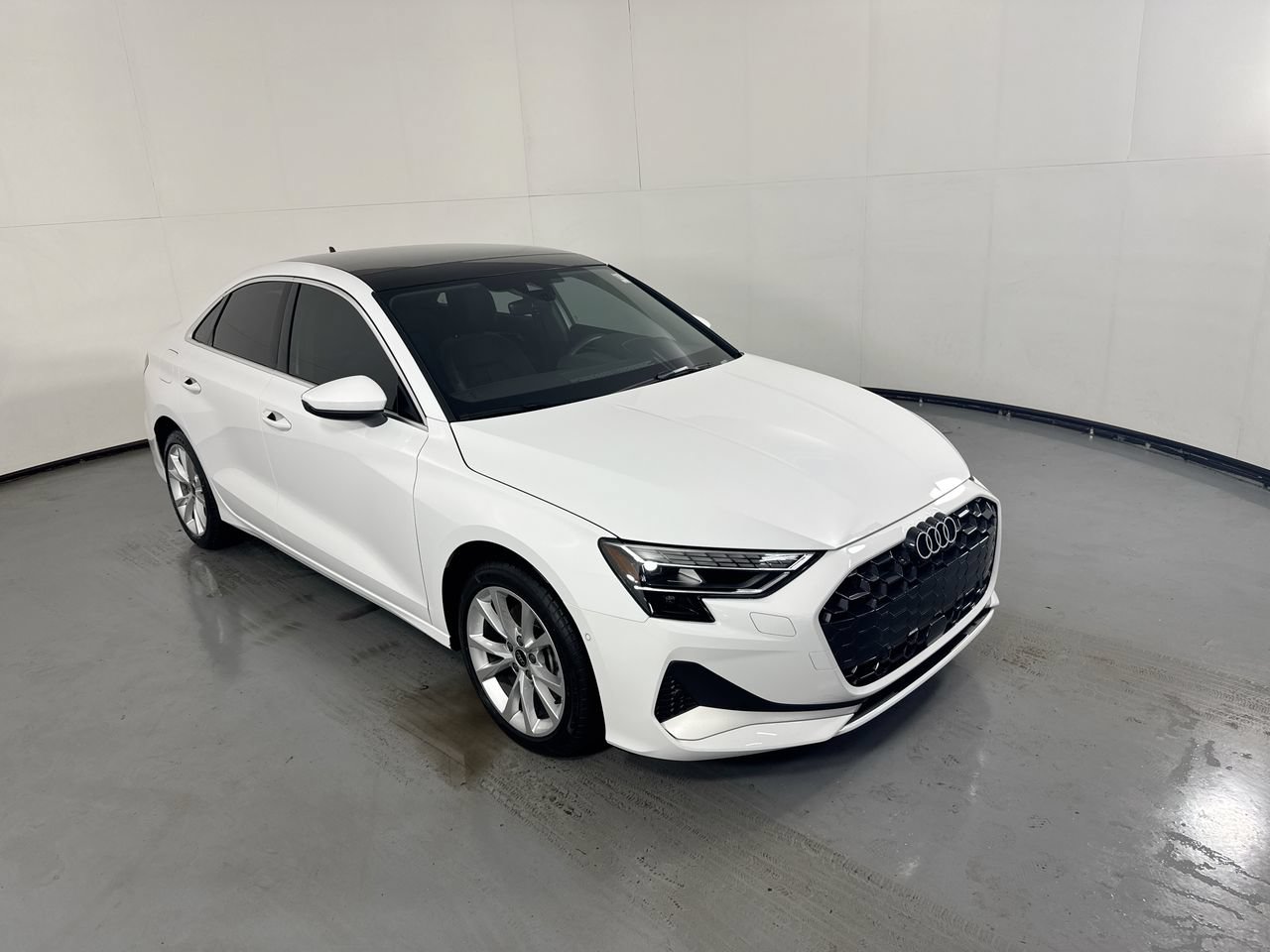 Used 2025 Audi A3 2.0T Premium AWD/4WD image 3