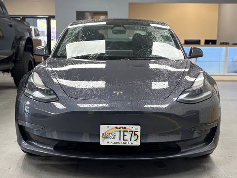Used 2023 Tesla Model 3 Standard Range image 6