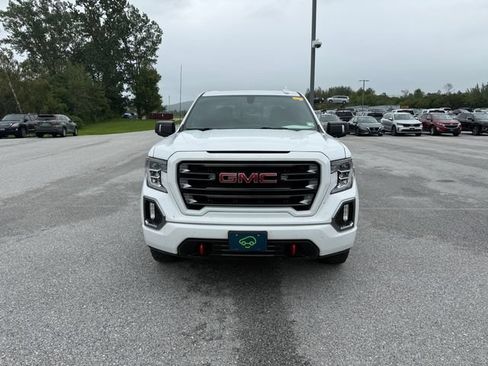 Used 2022 GMC Sierra 1500 AT4 w/ AT4 Preferred Package AWD/4WD image 8