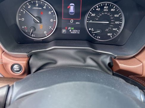Used 2021 Subaru Outback Touring AWD/4WD image 6