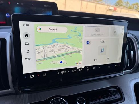 Used 2025 Ford Expedition Max Active image 18