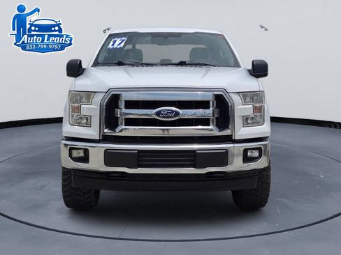 Used 2017 Ford F150 XLT AWD/4WD image 4