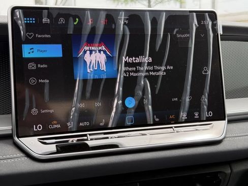 New 2026 Volkswagen Tiguan SE R-Line FWD image 14