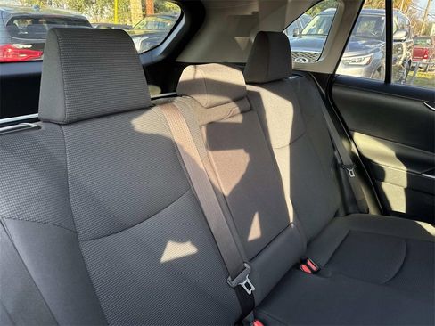 Used 2019 Toyota RAV4 LE image 11