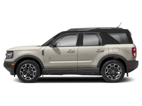 Used 2024 Ford Bronco Sport Outer Banks w/ Tech Package AWD/4WD image 18