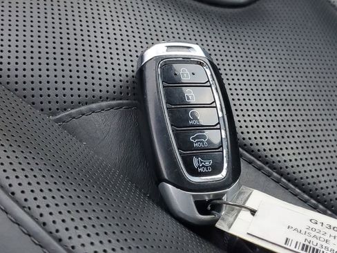 Used 2022 Hyundai Palisade Calligraphy image 29