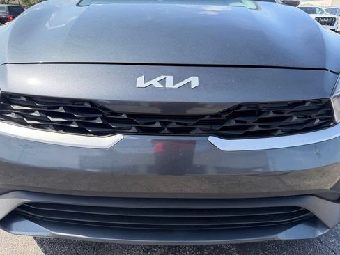 Used 2022 Kia Forte LXS FWD image 8