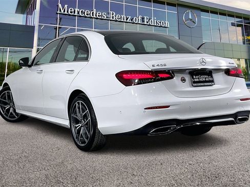 Certified 2022 Mercedes-Benz E 450 4MATIC Sedan image 2
