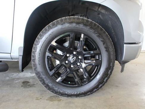 Used 2026 Chevrolet Silverado 1500 RST w/ RST Select Package AWD/4WD image 24