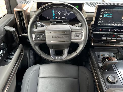 Certified 2025 GMC Hummer EV 2X image 15