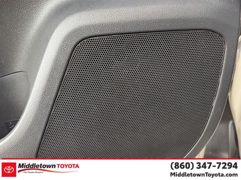 Certified 2024 Toyota Grand Highlander AWD image 13