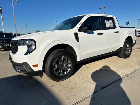 New 2025 Ford Maverick XLT w/ XLT Luxury Package image 1