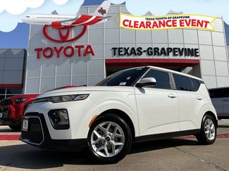 Used 2022 Kia Soul LX w/ Technology Package image 1